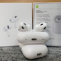AirPod Pro White - Image 2